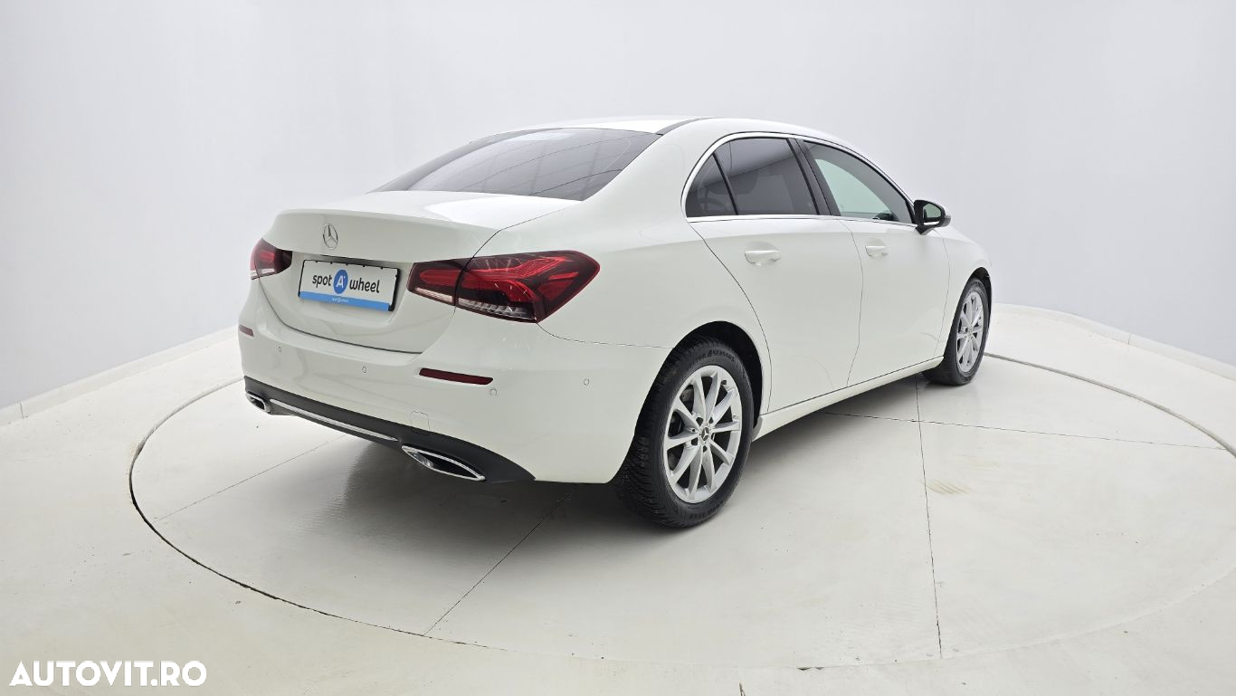 Mercedes-Benz A - 7