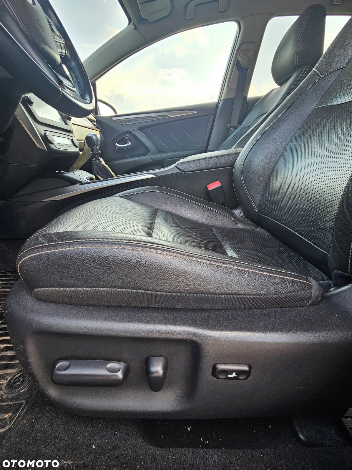 Toyota Avensis 2.0 D-4D Prestige - 9