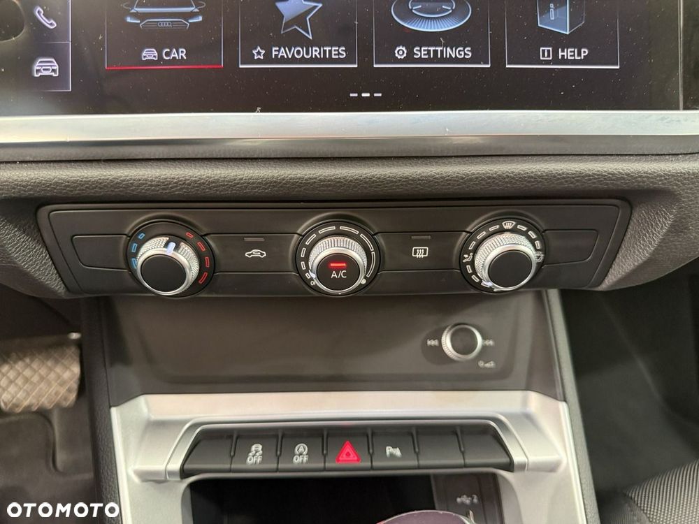 Audi Q3 - 22