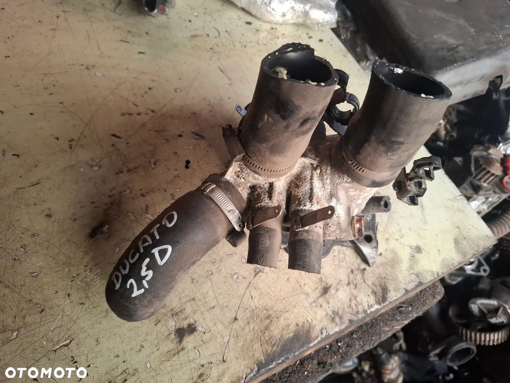 FIAT DUCATO 2,8 D 2,5 d 2,5 td obudowa termostatu - 3