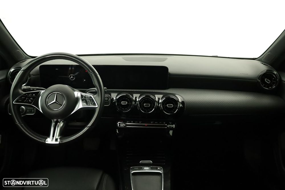 Mercedes-Benz A 250 e - 9