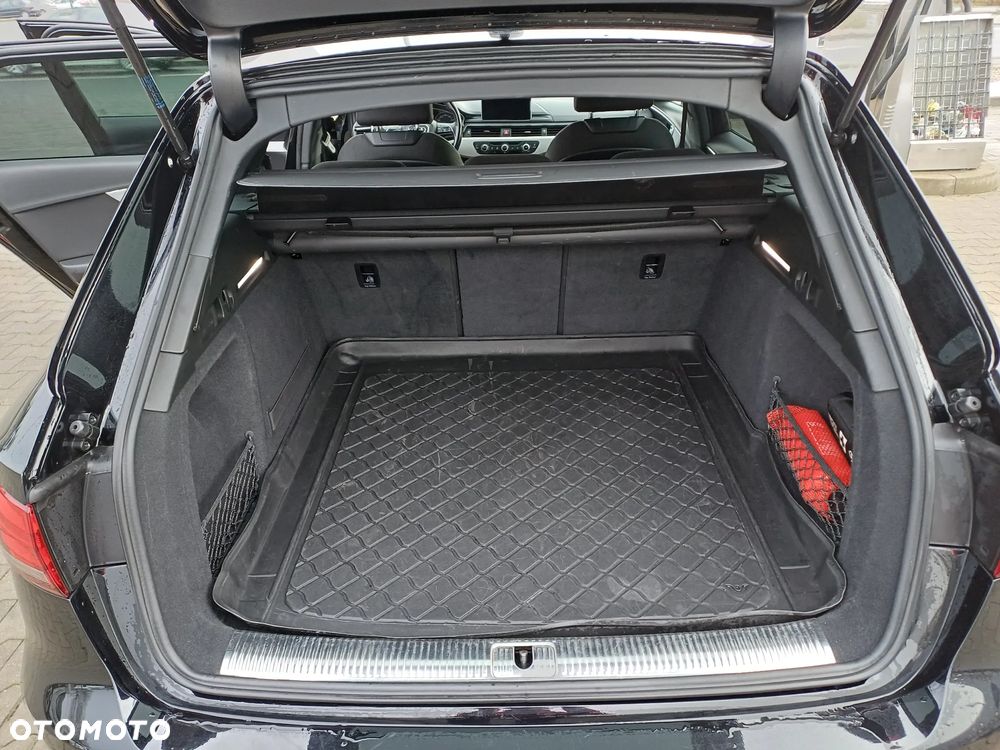 Audi A4 Avant 2.0 TDI - 22