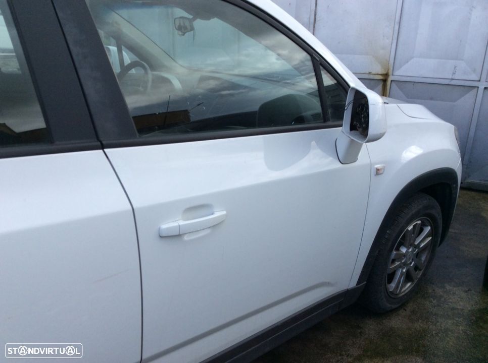 Porta frente direita Chevrolet Orlando - 1