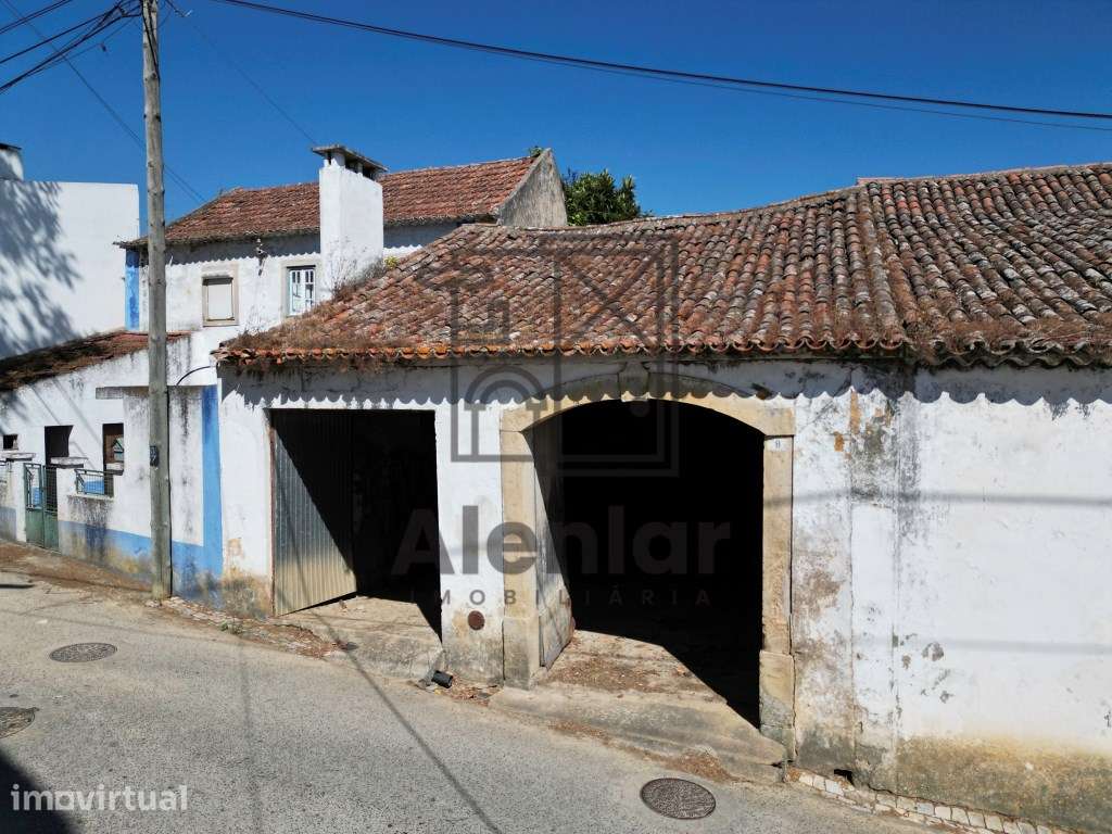 Adega com ótimo Pé-direito a 10 minutos de Alenquer - Grande imagem: 5/11