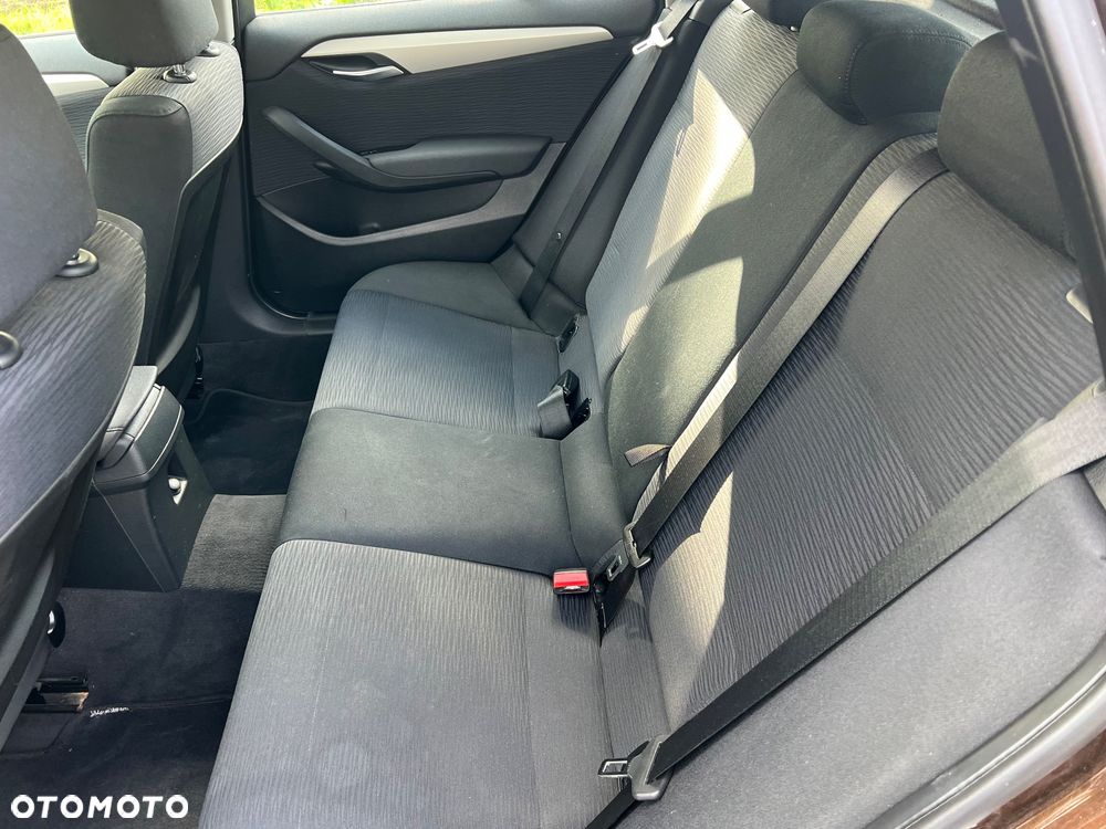 BMW X1 sDrive18d xLine - 18