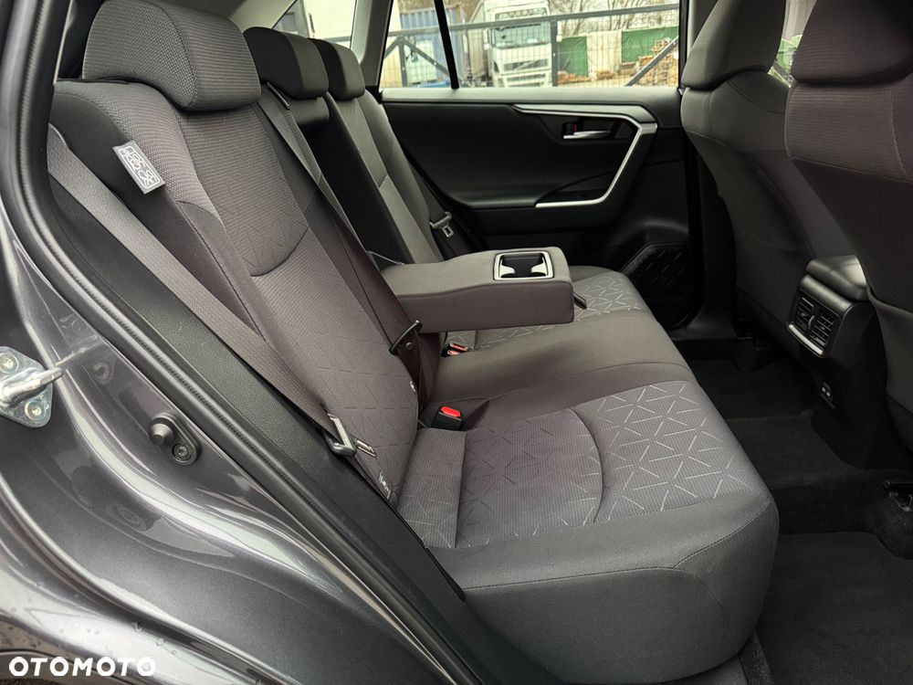 Toyota RAV4 2.0 Comfort 4x2 - 23