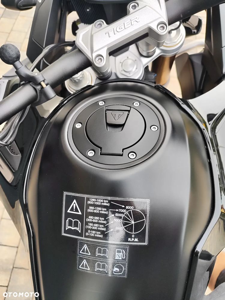 Triumph Tiger - 16