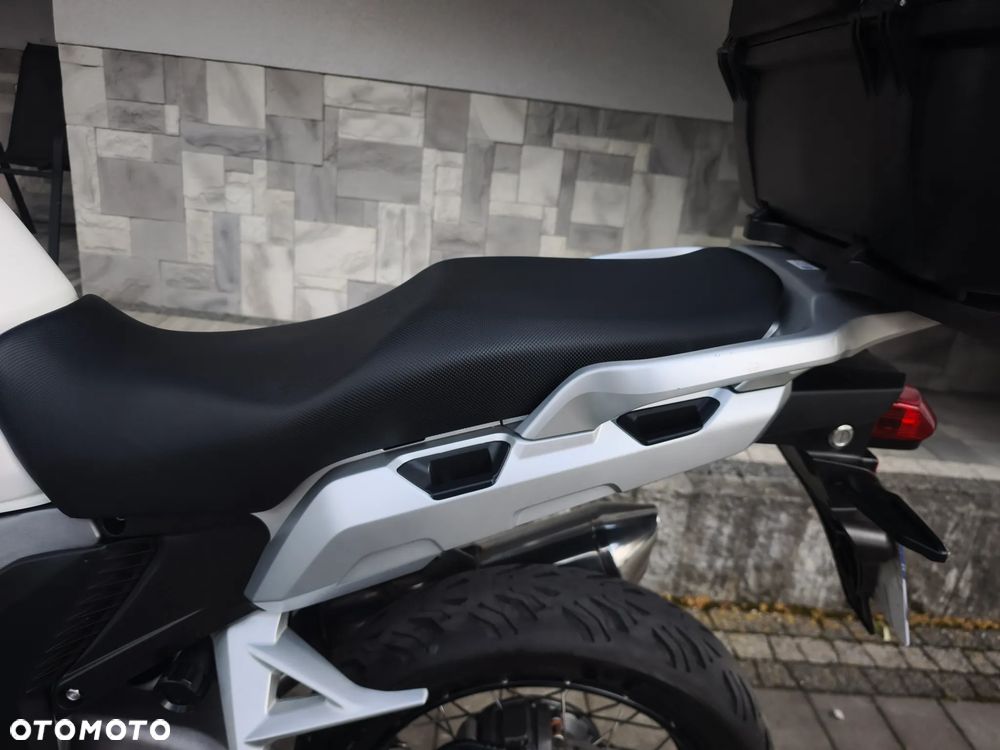 Honda VFR - 26