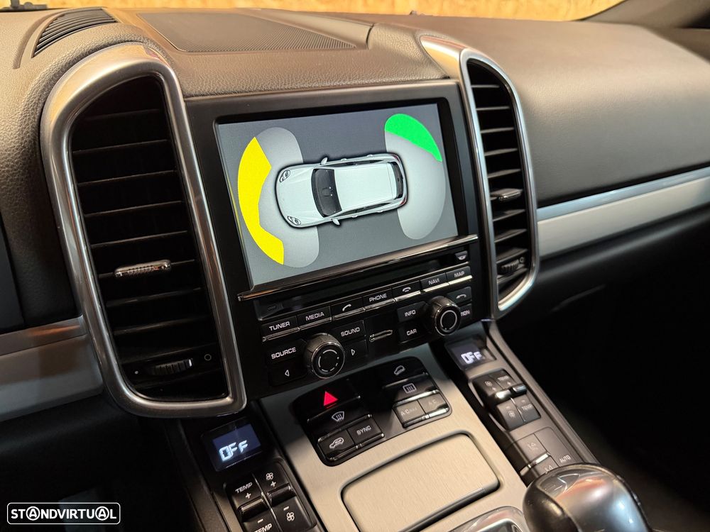 Porsche Cayenne 3.0 V6 - 30
