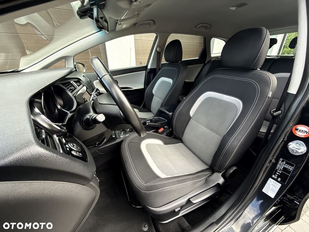 Kia Ceed 1.6 GDI Business Line - 15