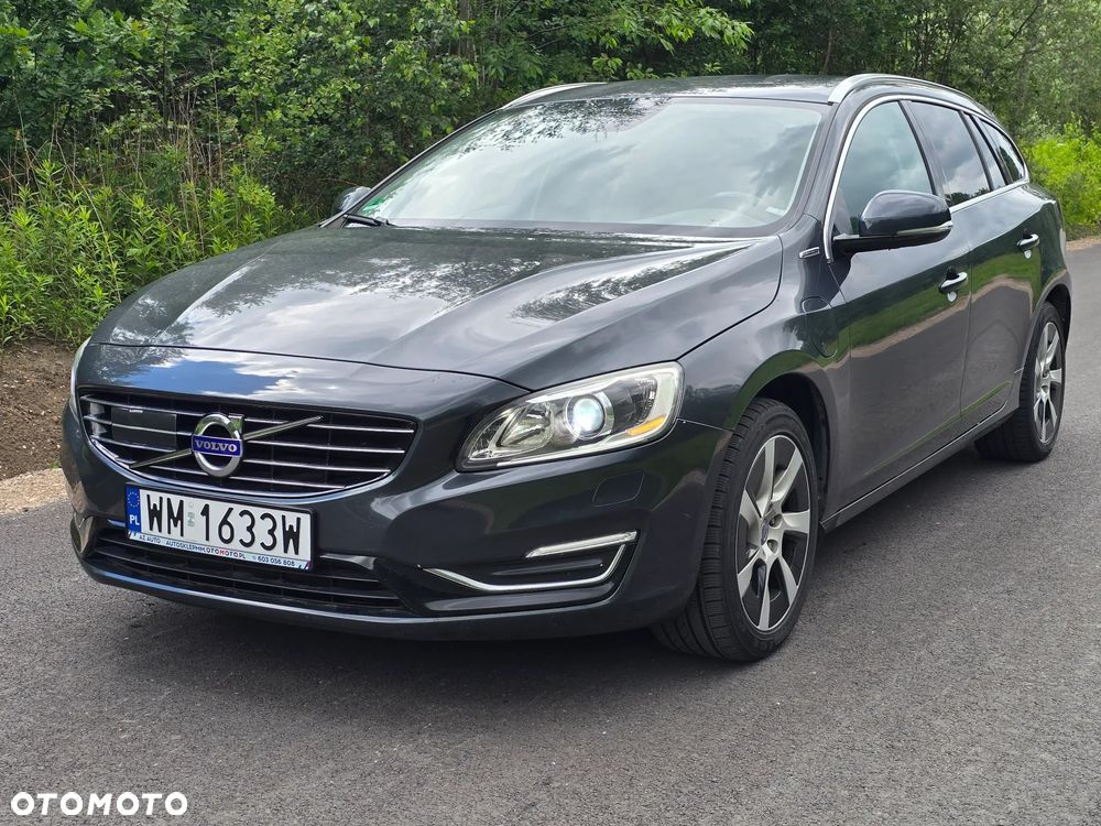 Volvo V60 D6 AWD Plug-in Hybrid Summum - 21
