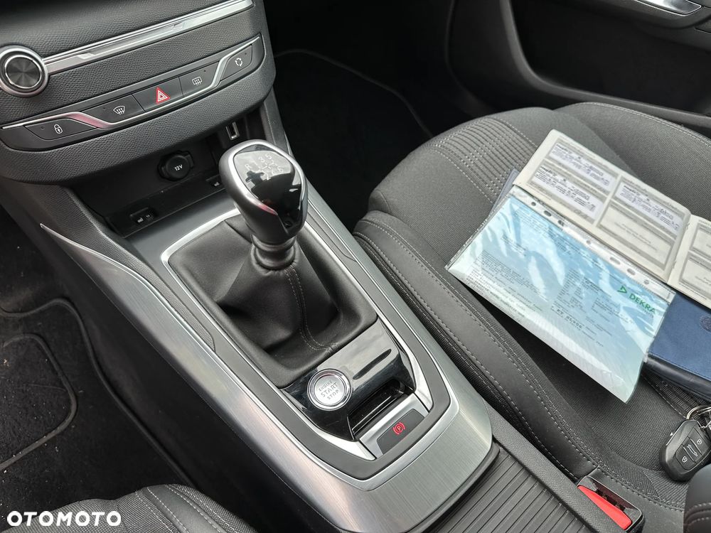 Peugeot 308 - 19