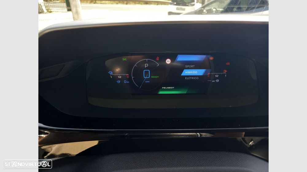 Peugeot 308 1.6 Hybrid GT e-EAT8 - 24