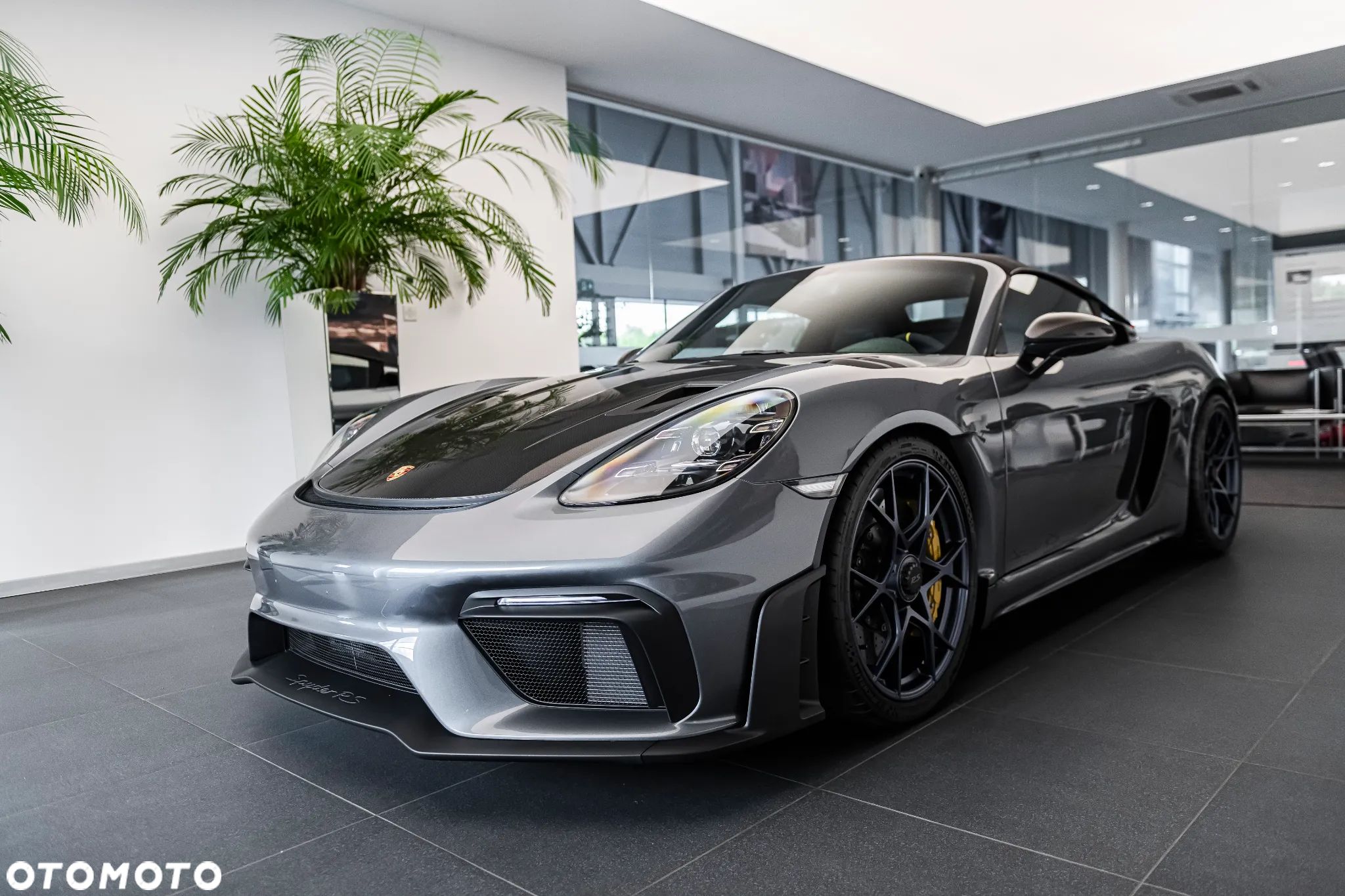 Porsche 718 Spyder - 1
