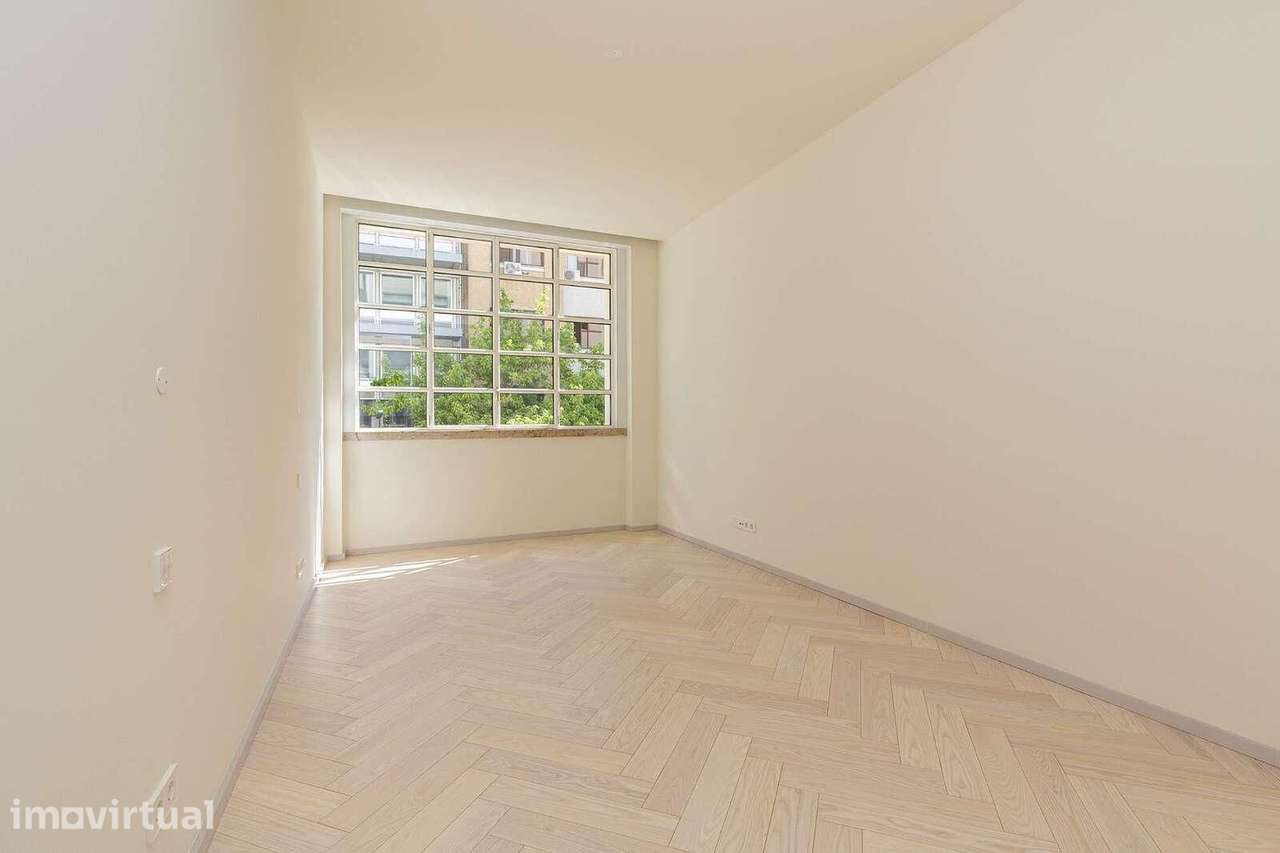 Apartamento T1 com estacionamento, Avenida da Liberdade, Lisboa - Grande imagem: 4/36