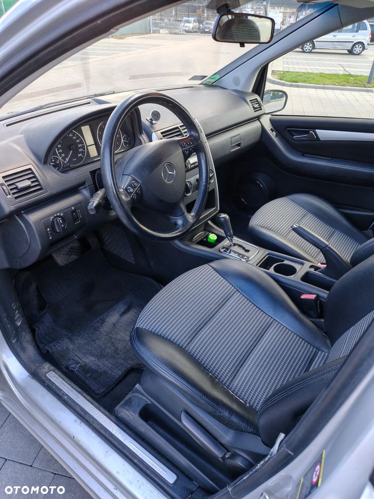 Mercedes-Benz Klasa A 200 Turbo Autotronic Avantgarde - 6