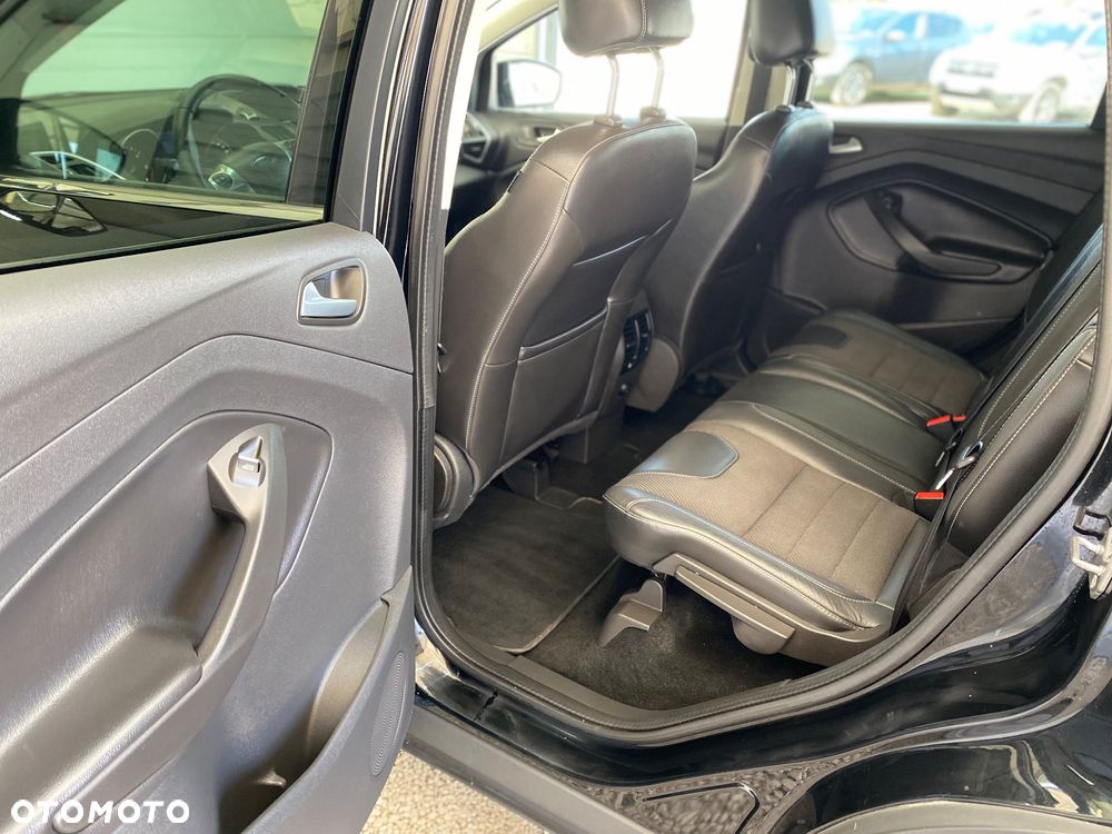Ford Kuga 2.0 TDCi 4x4 Titanium - 16