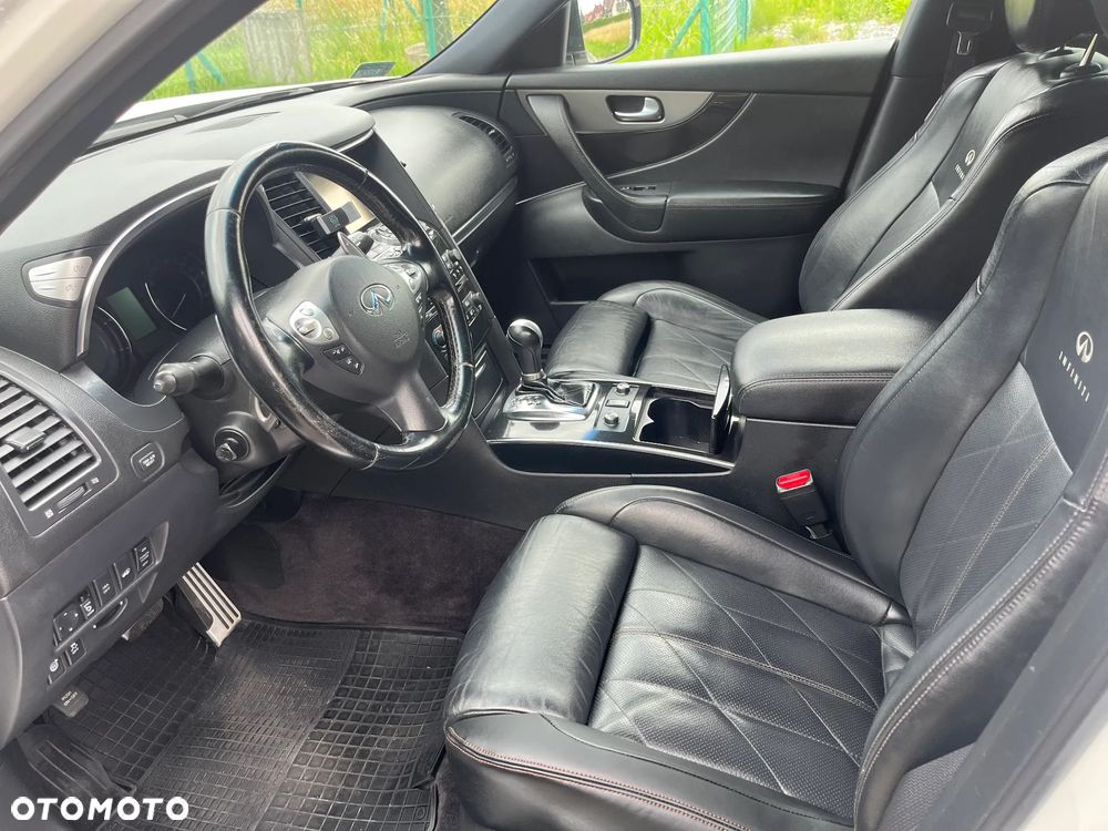 Infiniti FX FX30d S - 7