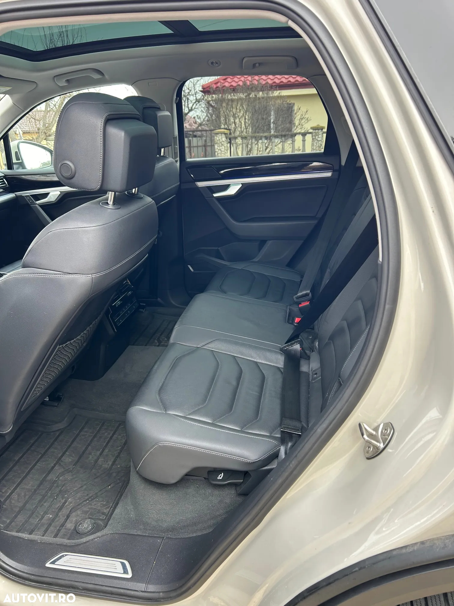 Volkswagen Touareg V6 TDI Elegance - 5