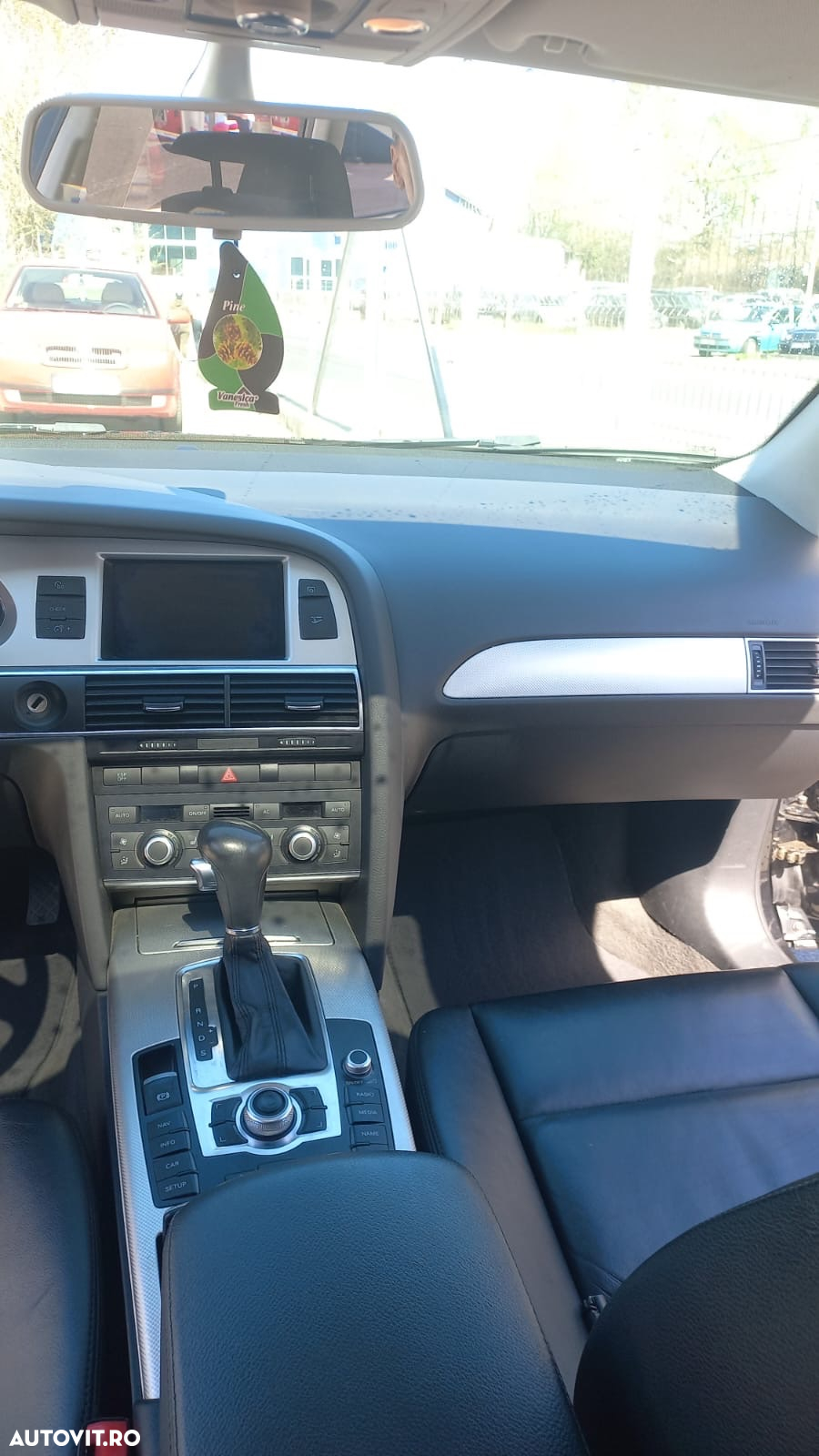 Audi A6 2.0 TDI DPF Multitronic Avant - 9