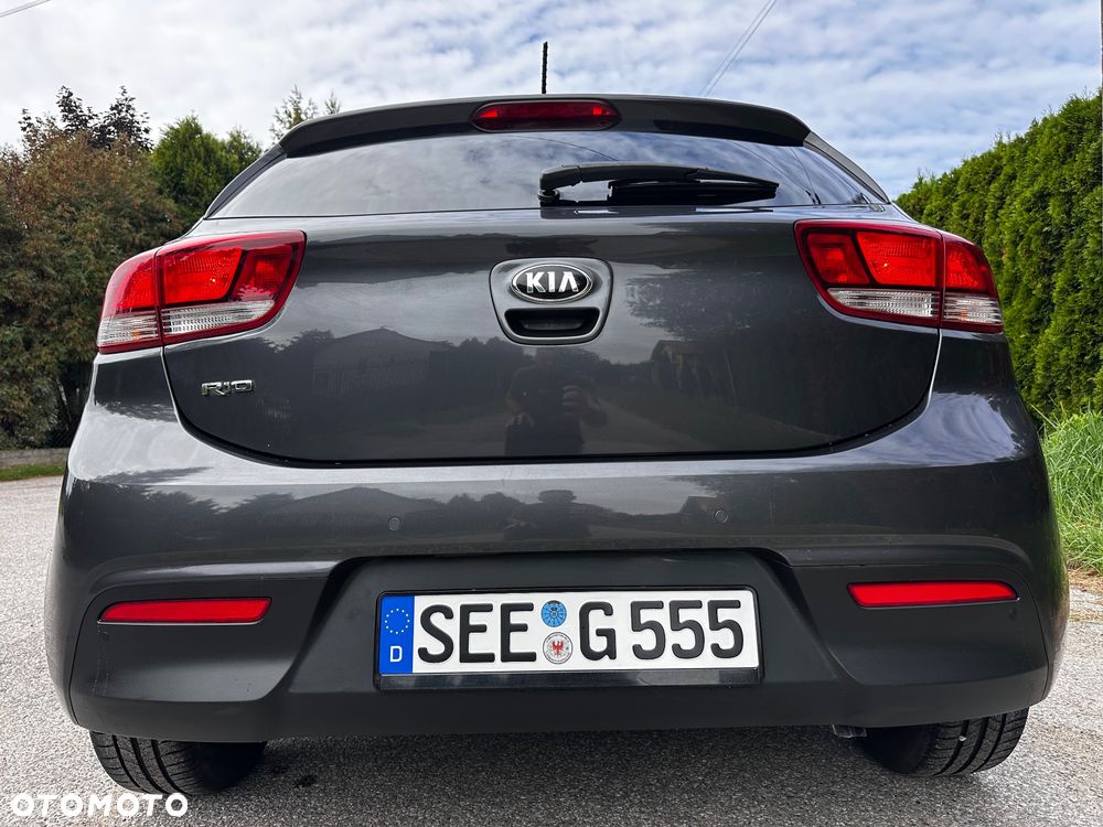 Kia Rio 1.2 Business Line - 13