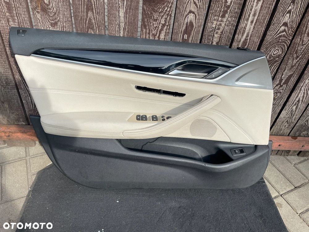 BMW 5 G30 G31 tapicerka boczek panel drzwi lewy przód lewy przedni