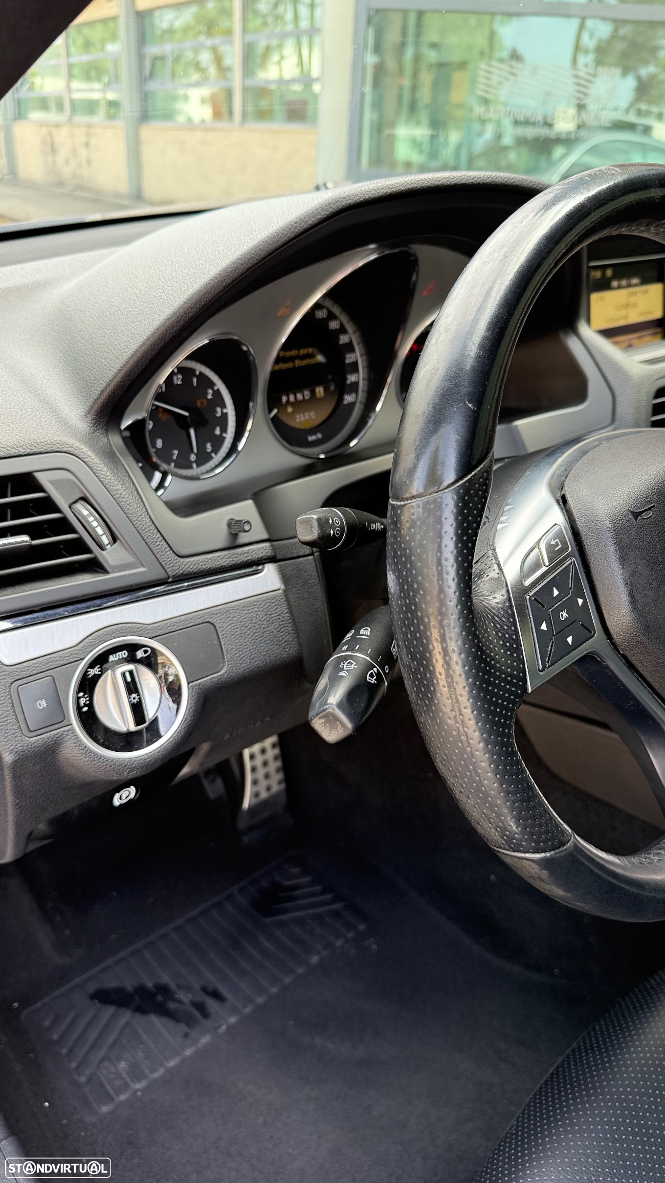 Mercedes-Benz E 250 CDi Avantgarde BlueEfficiency Auto. - 27