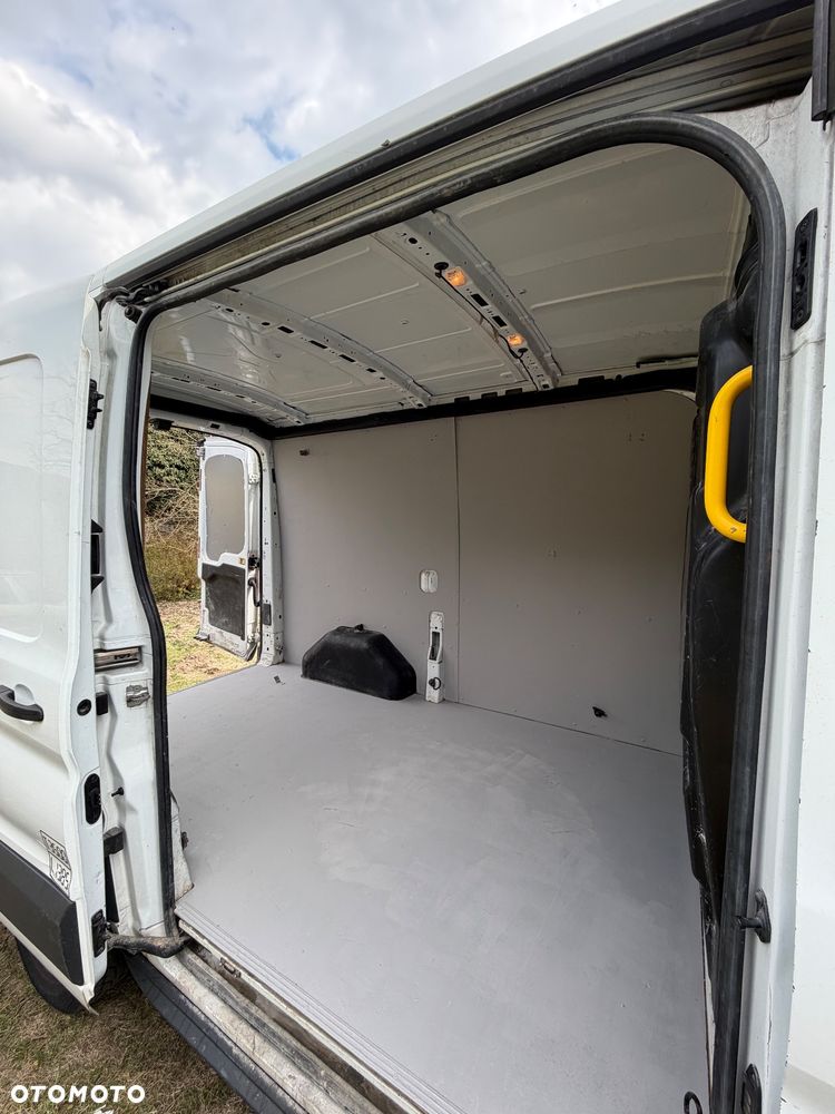 Ford Transit - 8
