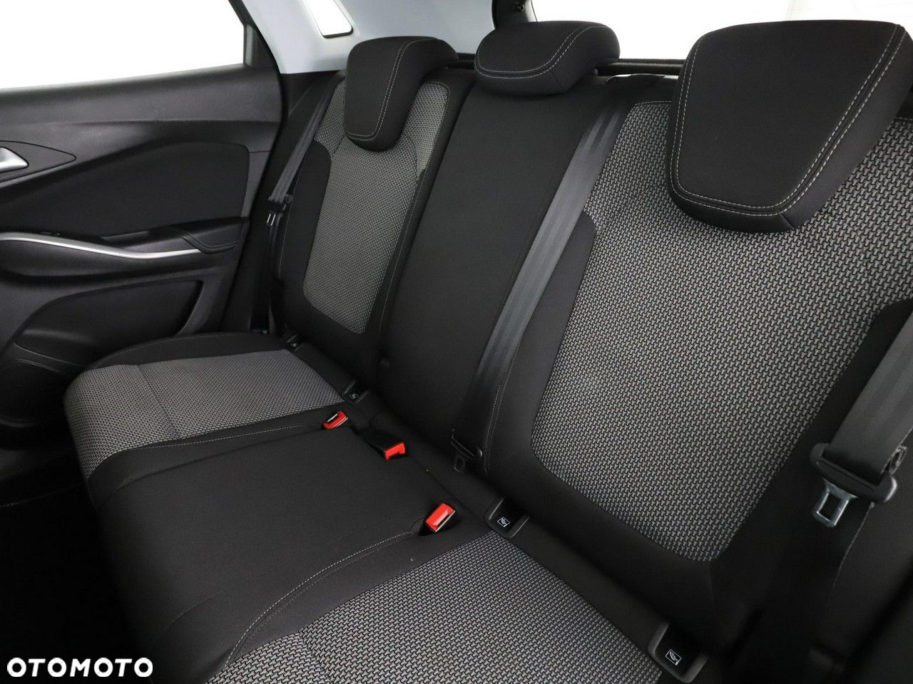 Opel Grandland X 1.2 Start/Stop Business Edition - 16