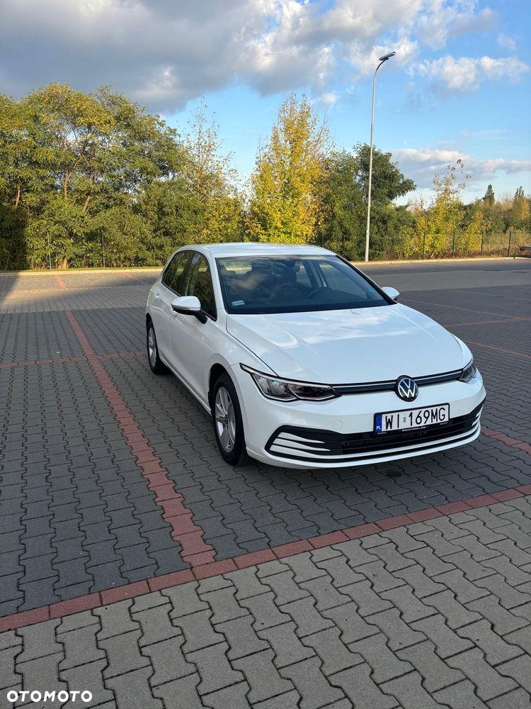 Volkswagen Golf VIII 1.0 TSI Life - 1