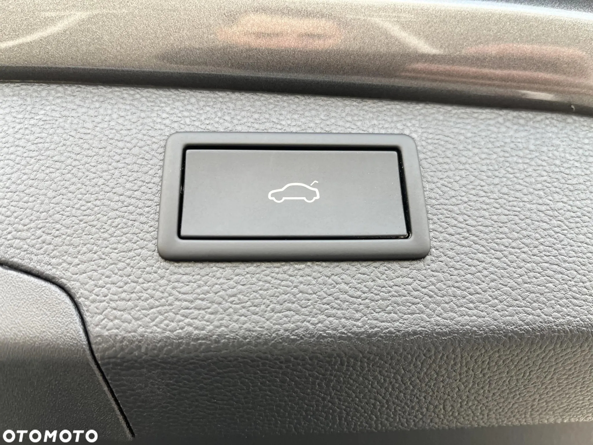 Skoda Superb 2.0 TDI SCR 4x4 L&K DSG - 19