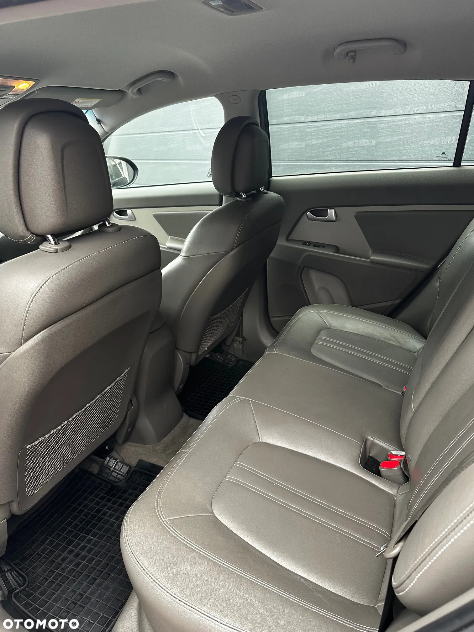 Kia Sportage 1.6 GDI L 2WD - 12