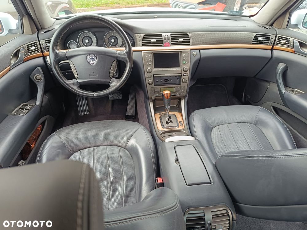 Lancia Thesis - 13