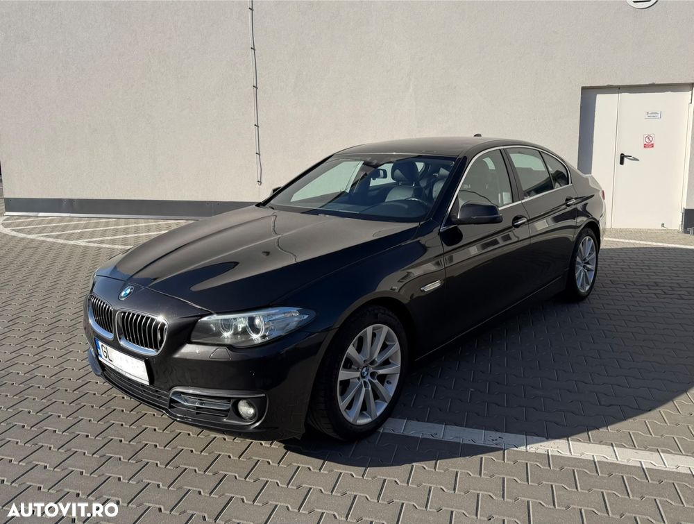BMW Seria 5 525d xDrive AT - 1