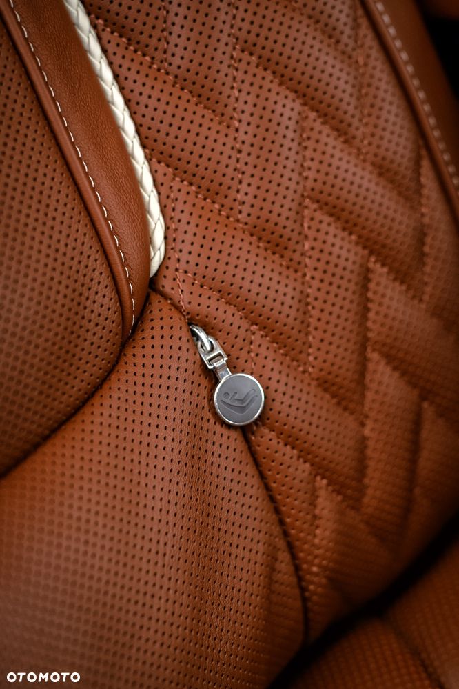 BMW Seria 7 750i - 21