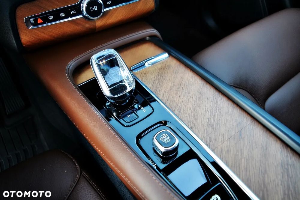 Volvo XC 90 B6 B AWD Geartronic Inscription - 10