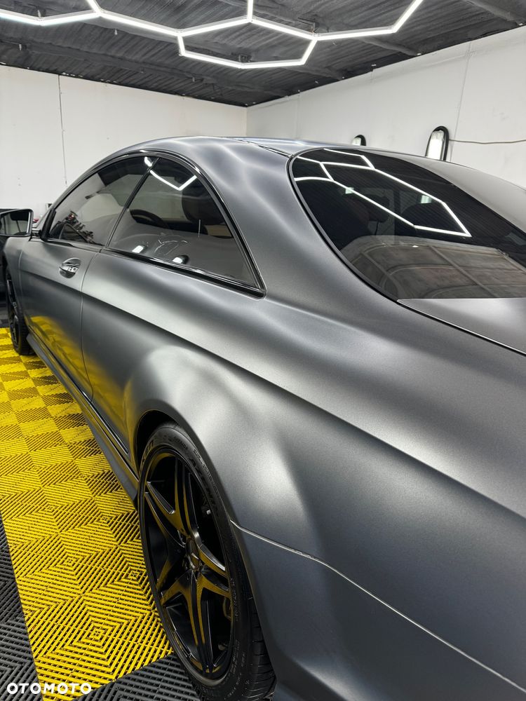 Mercedes-Benz CL 63 AMG - 12