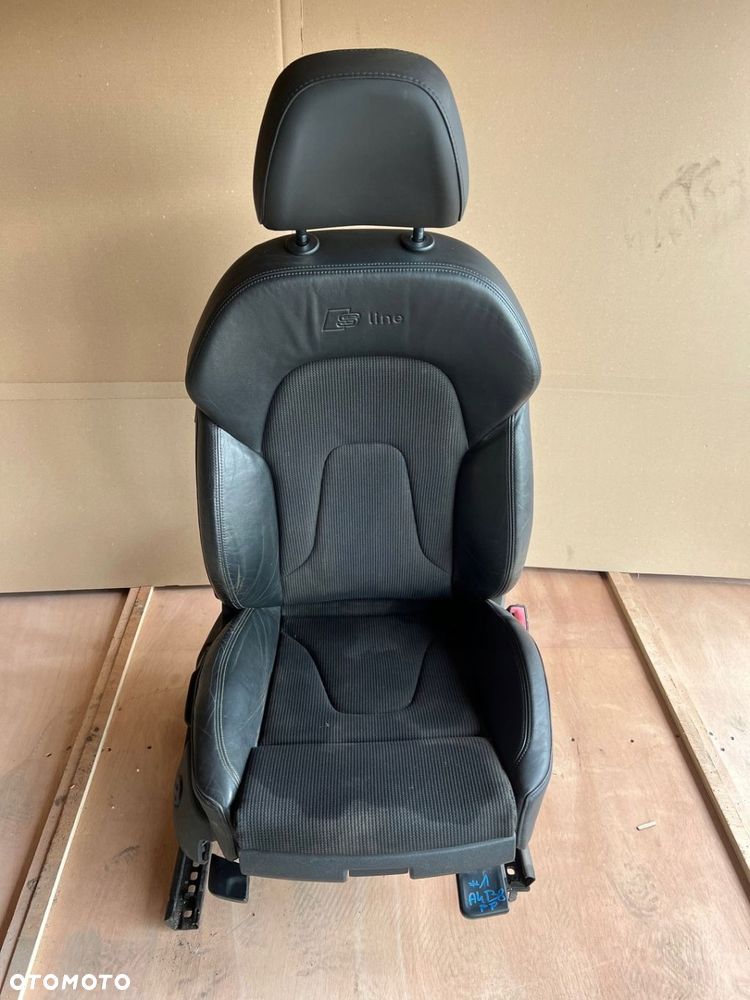 AUDI A4 B8 FOTEL PRAWY PRZÓD PASAŻERA S-LINE PÓŁ SKÓRA - 1