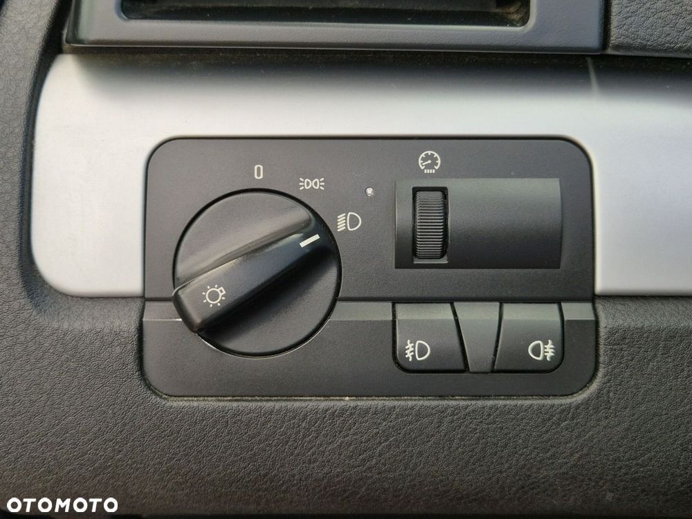 BMW Seria 3 - 21