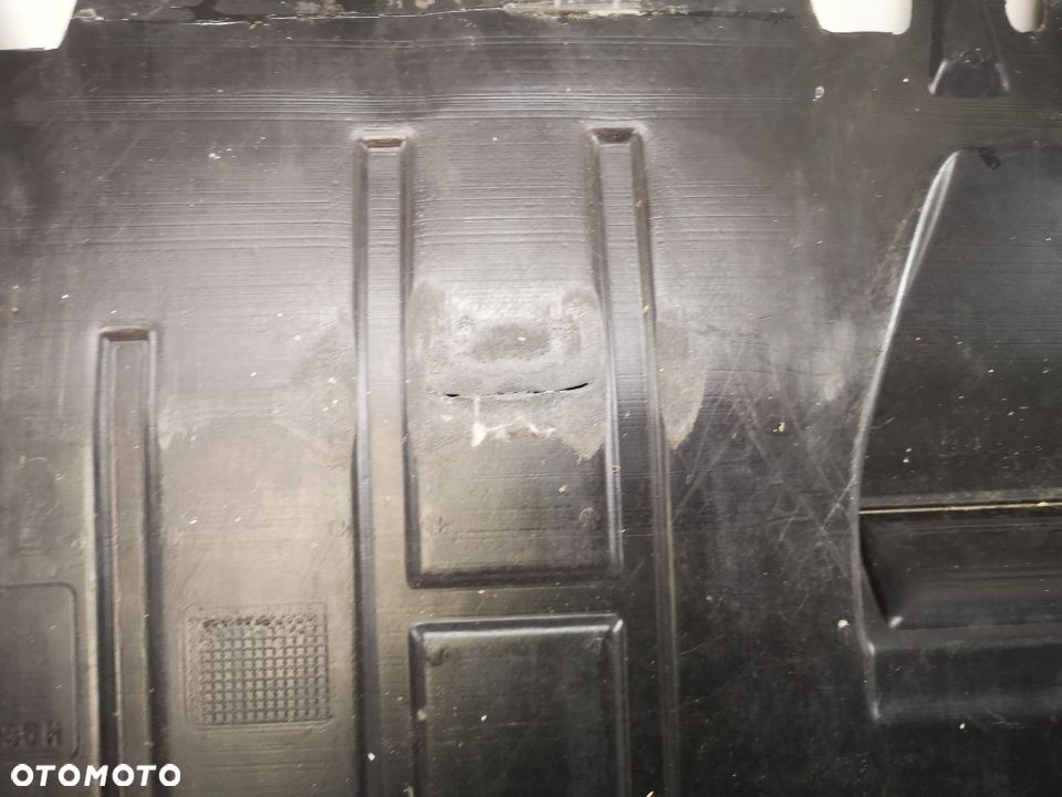 VW PASSAT B6 / B7 / CC PŁYTA POD SILNIK / OSŁONA PODWOZIA NR 3C0825237H NR AUKCJI OSŁ79 - 7