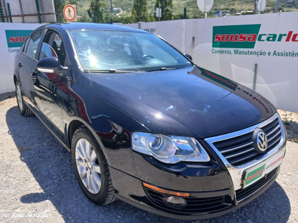 VW Passat 2.0 TDI Trendline - 4