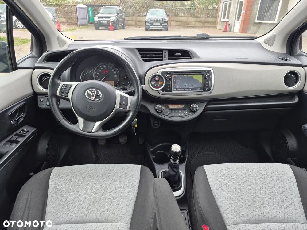 Toyota Yaris 1.33 Prestige - 21