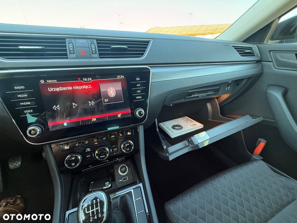 Skoda Superb Combi 1.5 TSI Style - 34