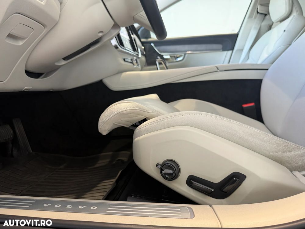 Volvo S90 B5 MHEV AT AWD Plus Bright - 18