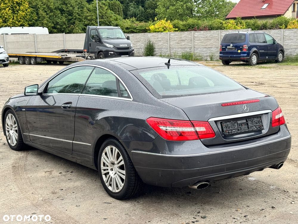 Mercedes-Benz Klasa E 350 CDI DPF BlueEFFICIENCY 7G-TRONIC Avantgarde - 7