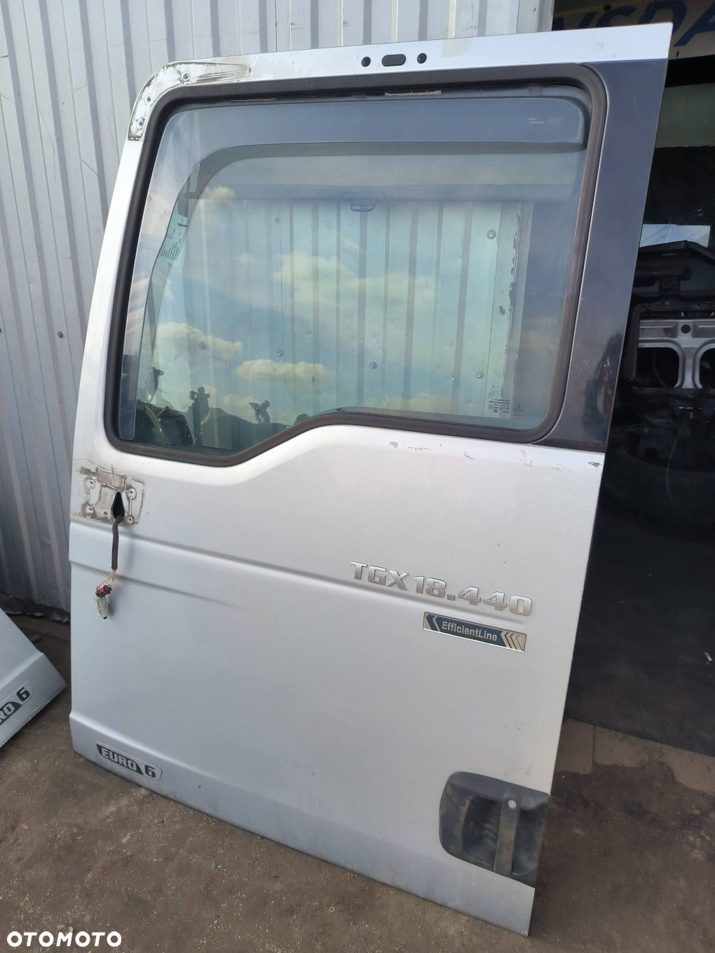 DRZWI LEWE PRZÓD MAN TGX 18.440 E6 - 7