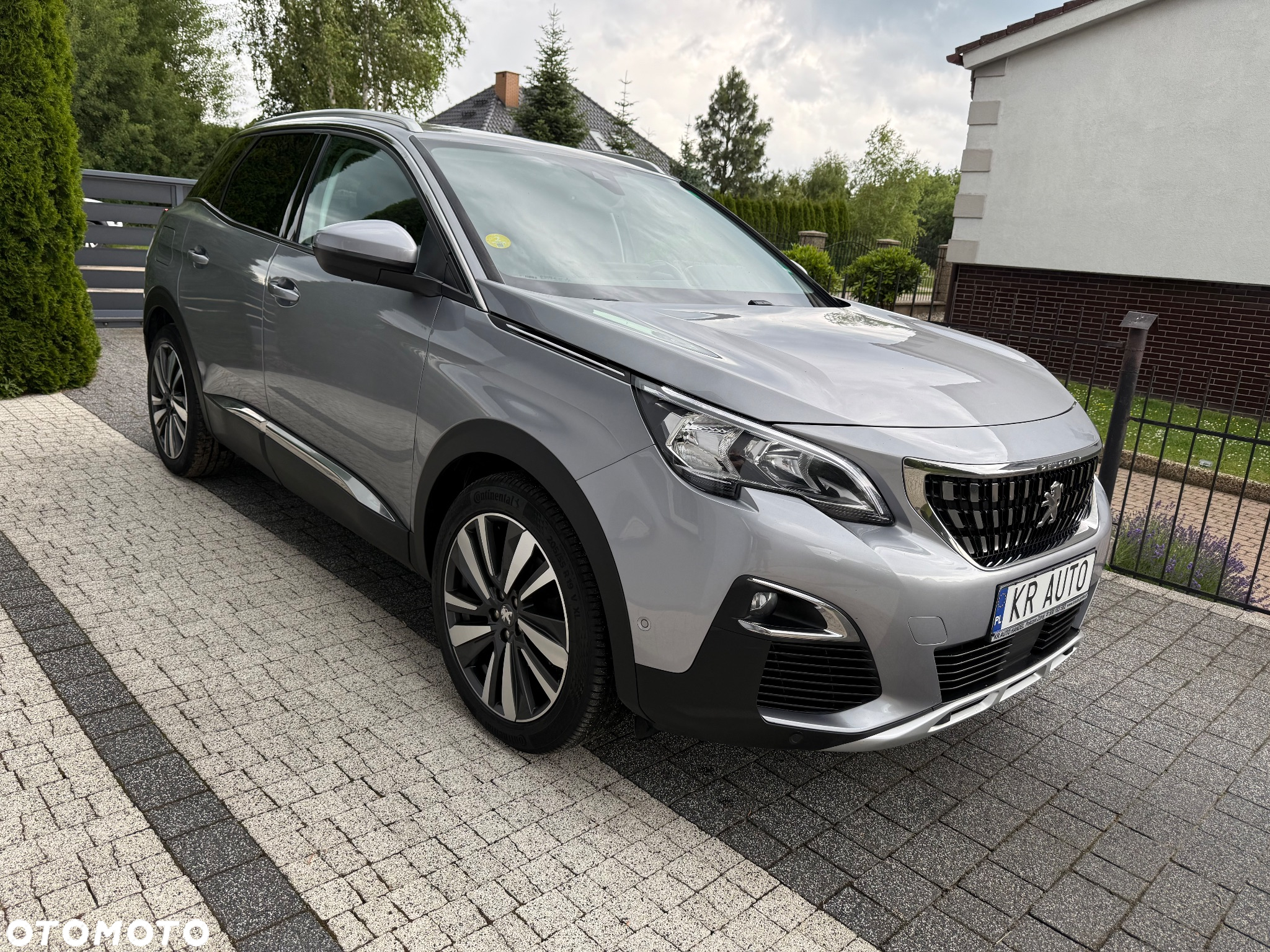 Peugeot 3008 1.5 BlueHDi Allure Pack S&S EAT8 - 24