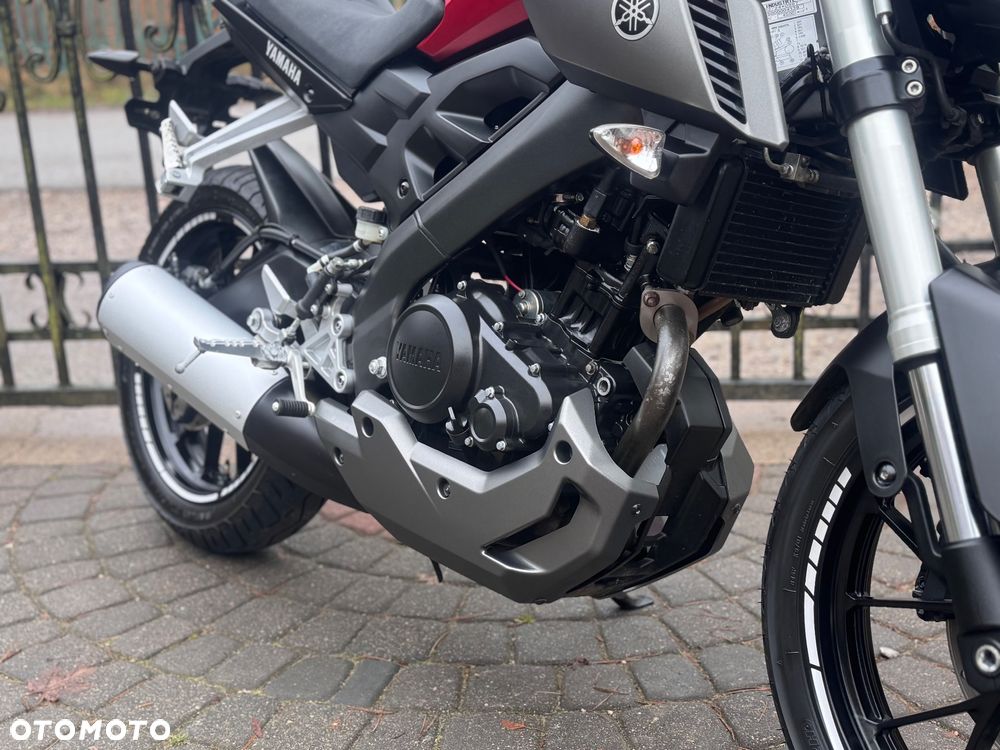 Yamaha MT - 12