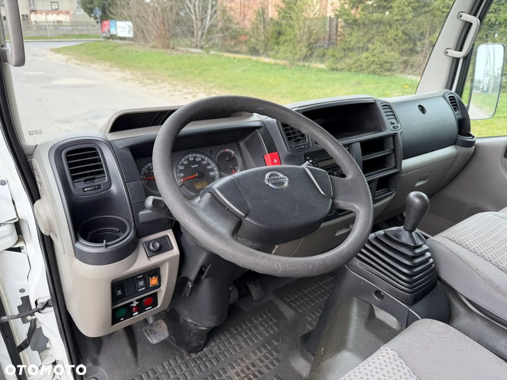 Nissan Cabstar 35.13 * 2.5 / 130KM * Wywrotka * DOKA * 6 Osób * - 24