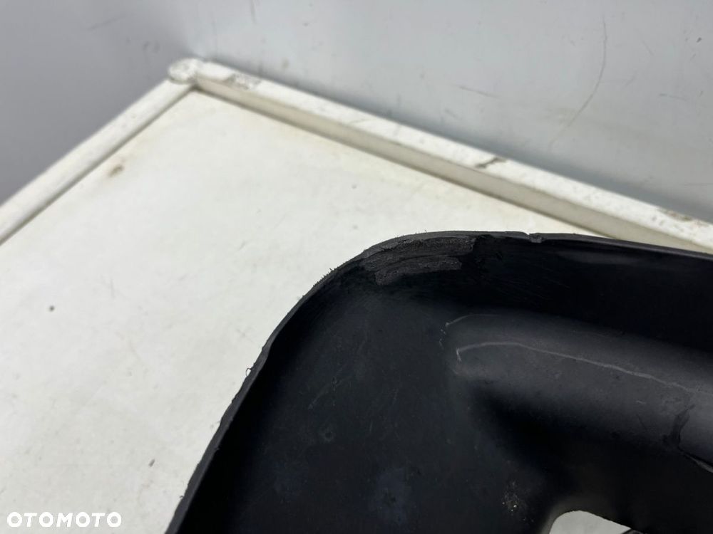 Osłona chłodnicy Maserati Ghibli 13-24r. kierownica powietrza pasa przedniego wlot atrapy kratka - 11